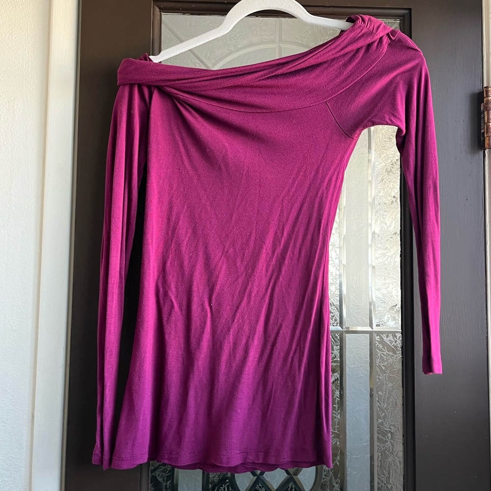 Off the shoulder long sleeved top